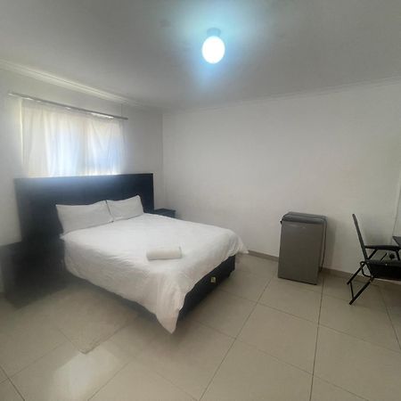 Sabrina Guesthouse تسومب المظهر الخارجي الصورة