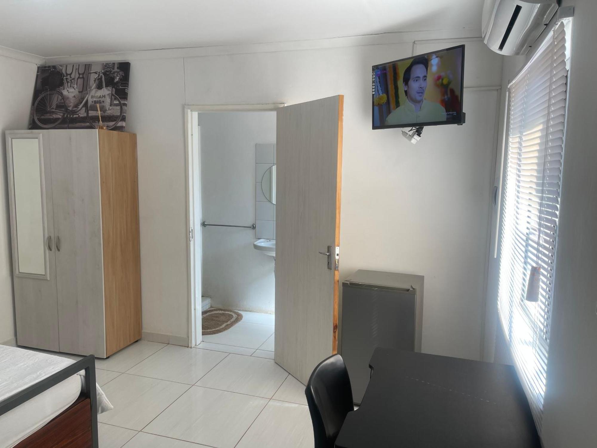 Sabrina Guesthouse تسومب المظهر الخارجي الصورة