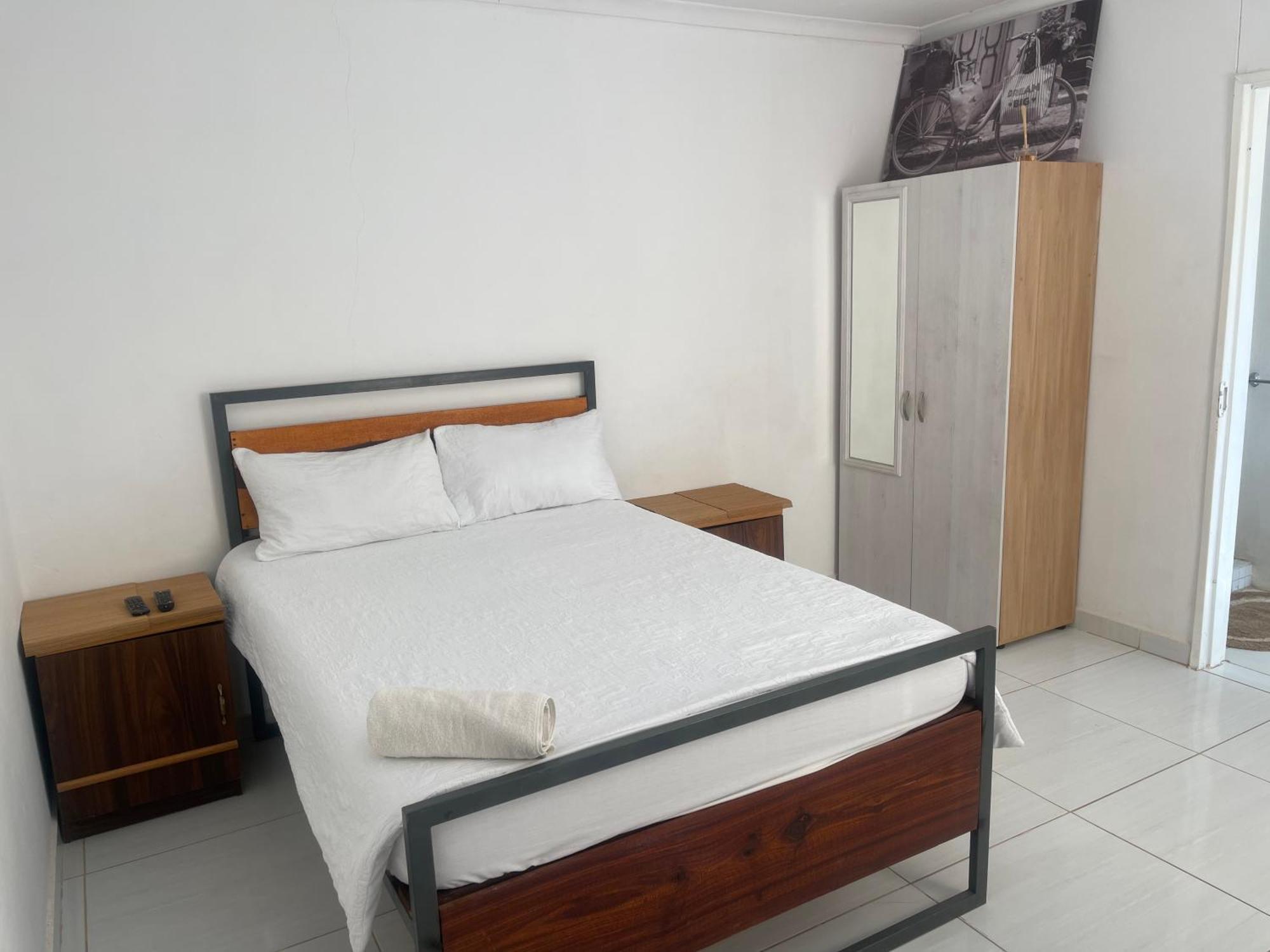 Sabrina Guesthouse تسومب المظهر الخارجي الصورة